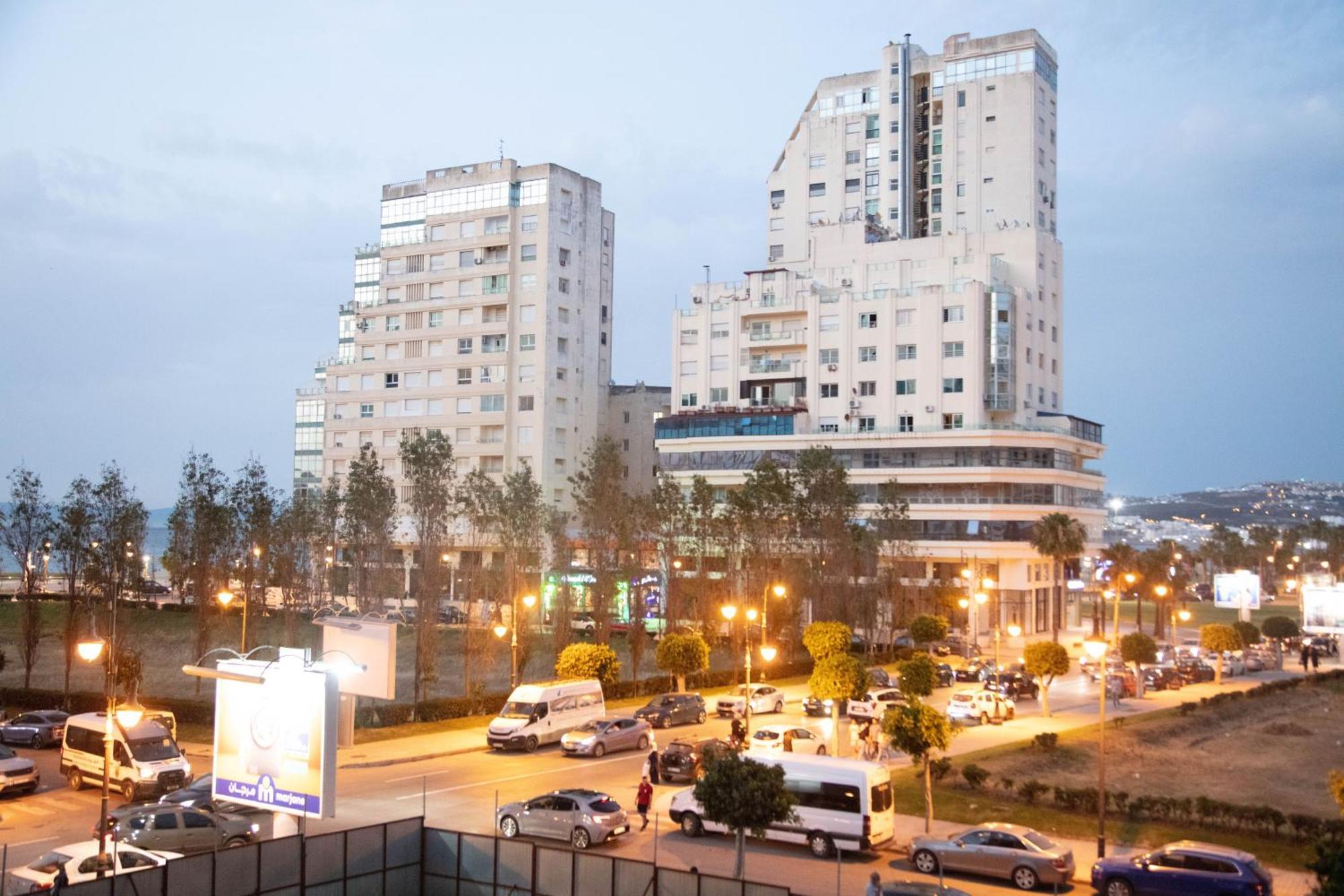 Grote Gezinnen 185m2 Met Priveparking En Zeezicht! * Tanger